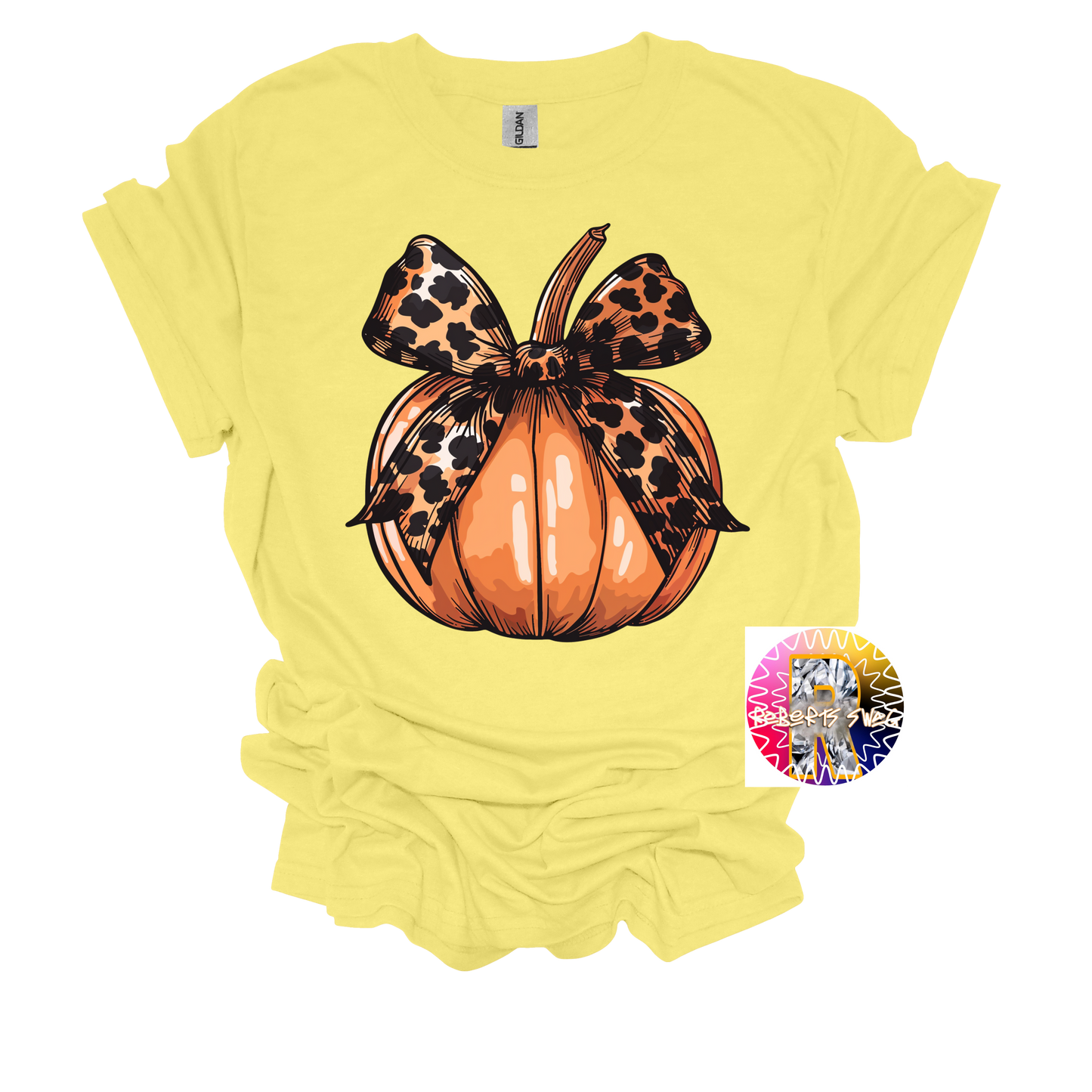 Retro Halloween coquette bow spooky mama  pumpkin on  tee shirts  trending cheetah t-shirt